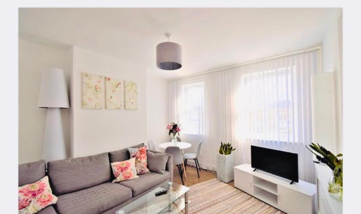 Апартаменти Super Location 1Min From Metro 10Min From Camden Лондон Екстер'єр фото