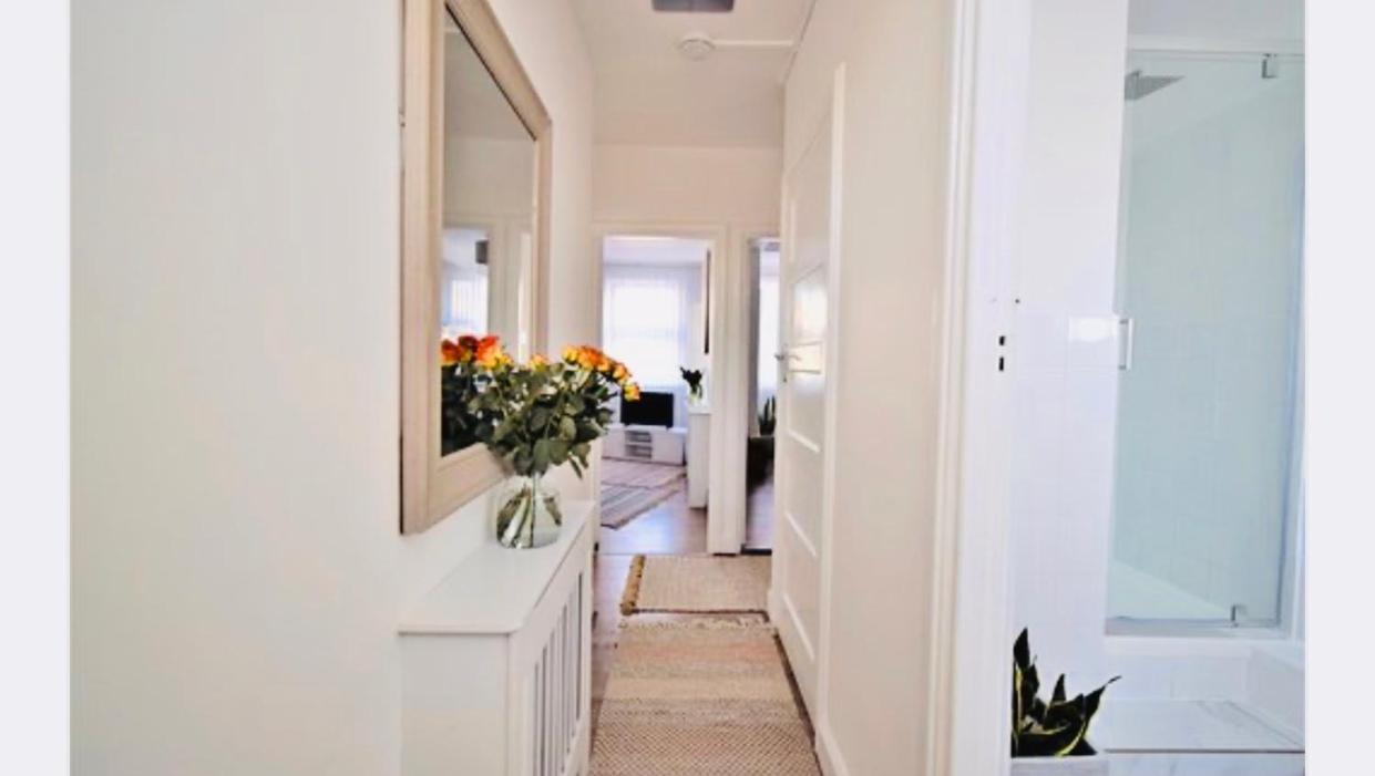 Апартаменти Super Location 1Min From Metro 10Min From Camden Лондон Екстер'єр фото