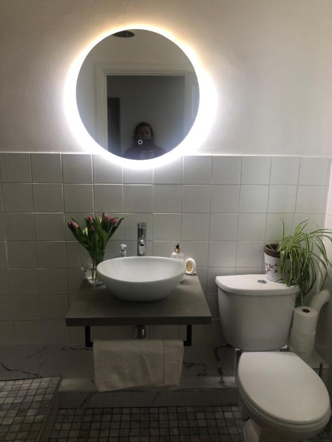 Апартаменти Super Location 1Min From Metro 10Min From Camden Лондон Екстер'єр фото